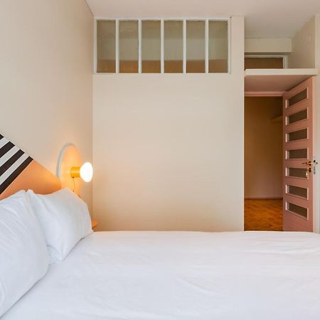 ポルトAmazing Duplex - Mid Century Experience & Parkingアパートメント エクステリア 写真