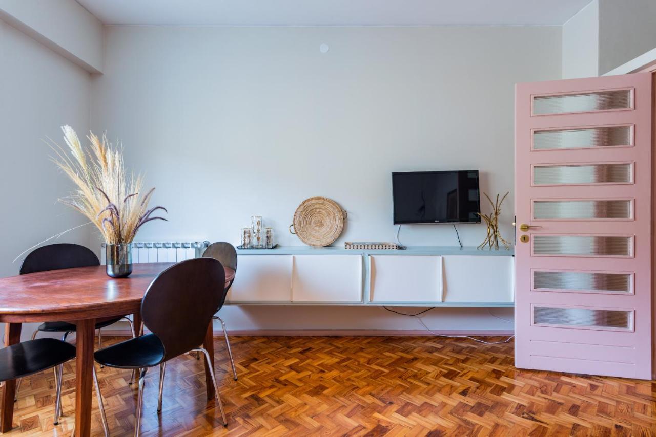 ポルトAmazing Duplex - Mid Century Experience & Parkingアパートメント エクステリア 写真