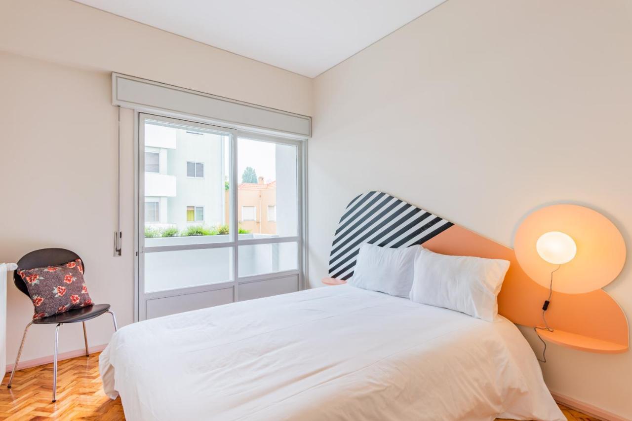 ポルトAmazing Duplex - Mid Century Experience & Parkingアパートメント エクステリア 写真