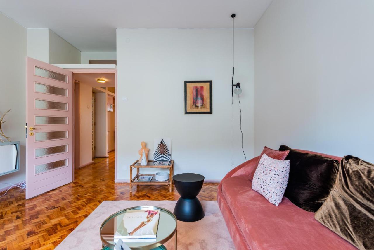 ポルトAmazing Duplex - Mid Century Experience & Parkingアパートメント エクステリア 写真